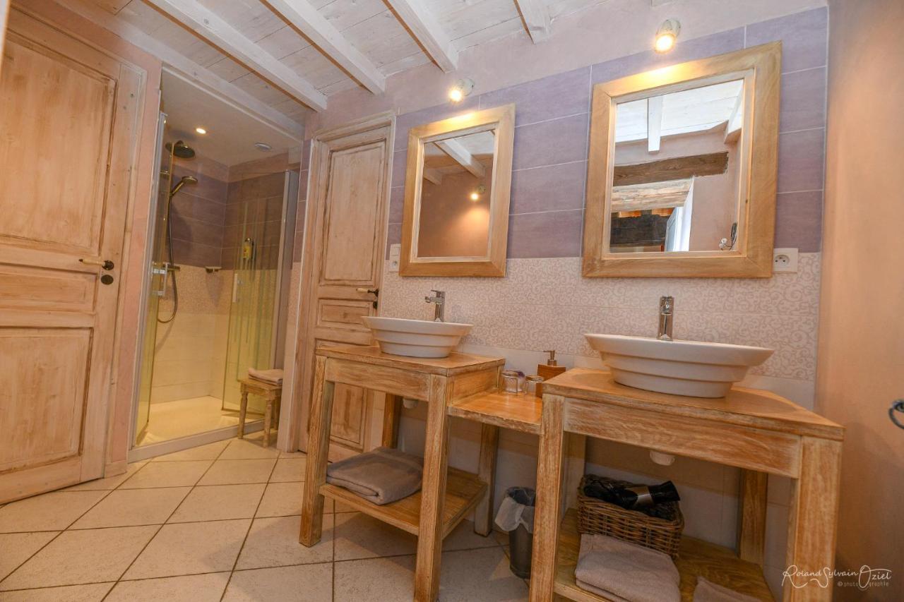 Le Manoir du Pas Jahan Coueron Bagian luar foto